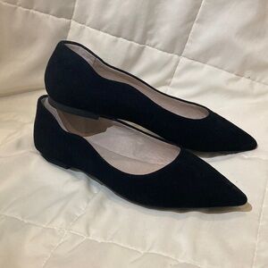 NWOT Gianni Bini Black Ballerina suede leather pointed toe Flats